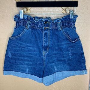 The Style Between Us Paper Bag Style High Waist Cuffed Jean Shorts Size Large